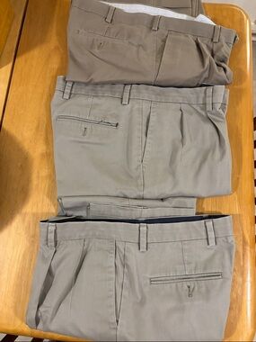Dockers Men's Chinos in Tan and Light Khaki